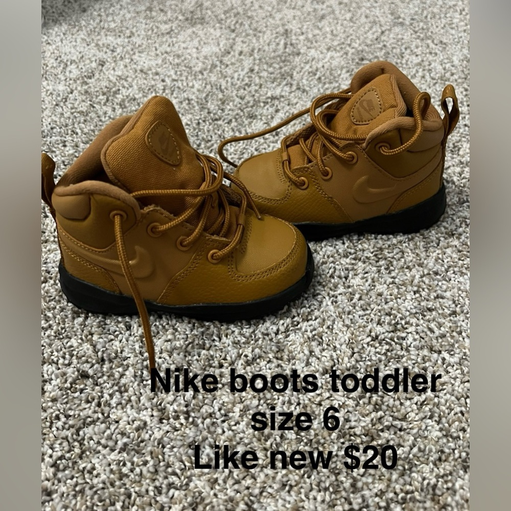 Toddler boy size 6 tan Nike
Boots